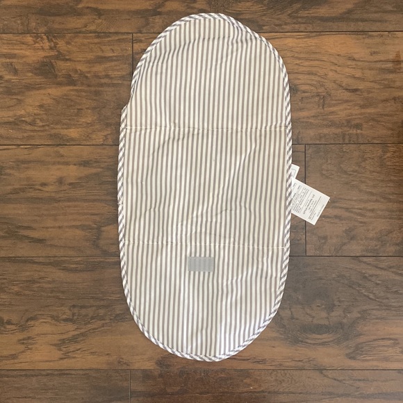 Used Little Unicorn diaper bag - Picture 4 of 4